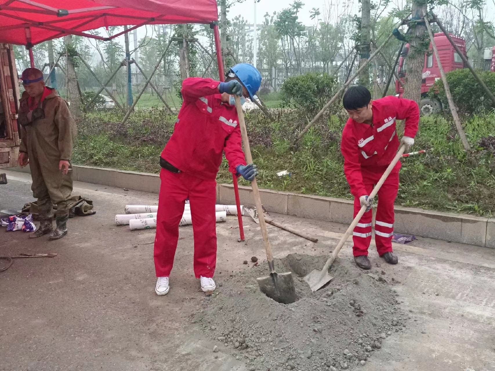 武定管道疏通哪家好】及时进行市政管道清淤